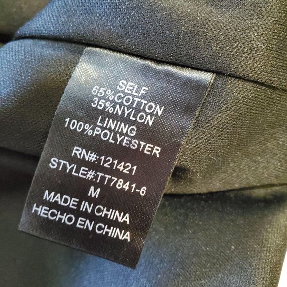 Women's Medium Ellison Blouse Lace Scalloped NWT - Picture 4 of 4